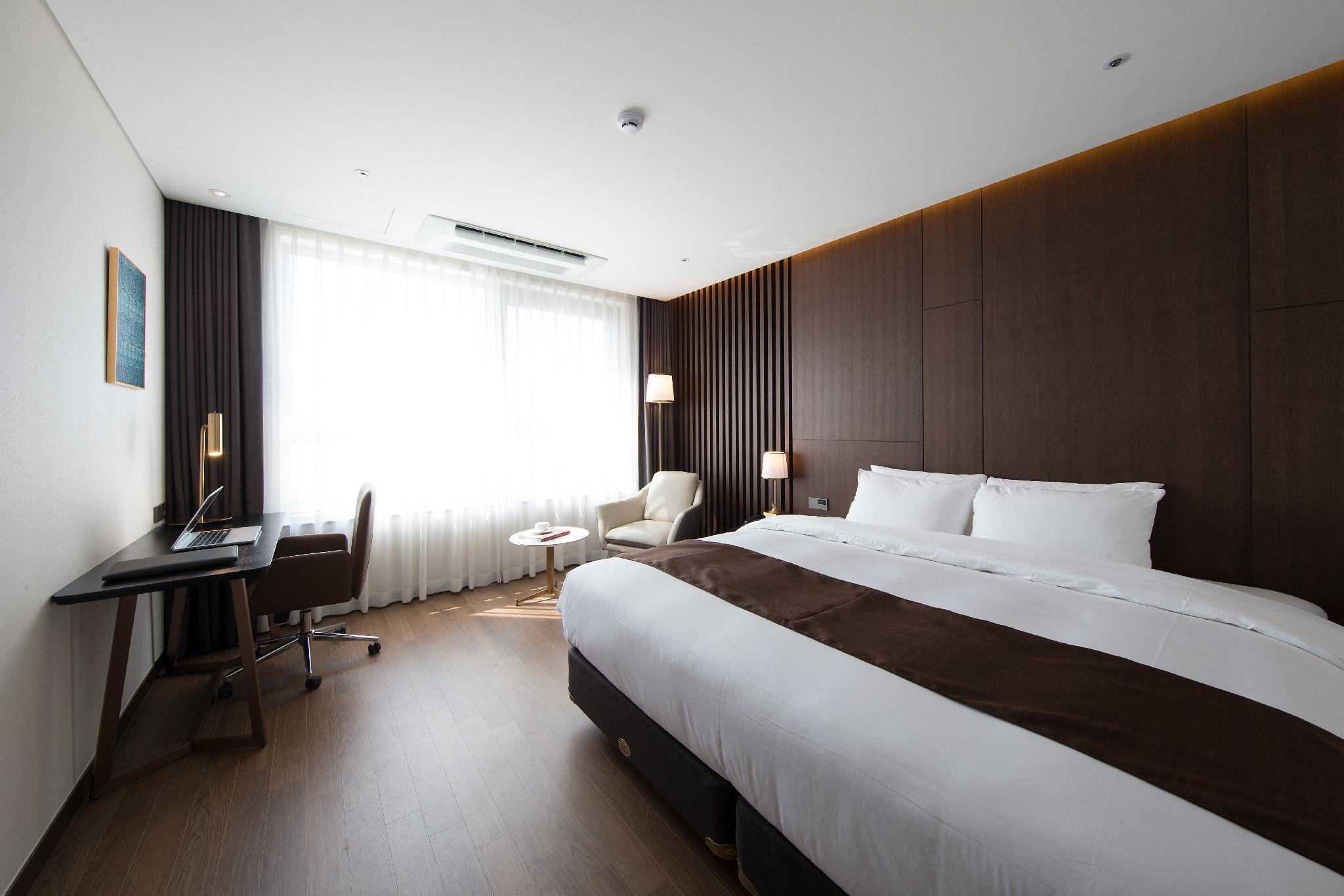 Hotel Ramada By Wyndham Daejeon Exterior foto